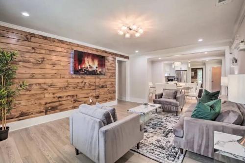 Opuluxe Chic Spacious Urban Oasis in Atlanta, USA