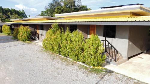 Exterior view, D-2 Home in Tha Mai