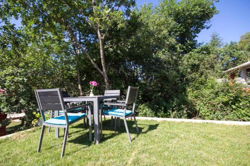  Apartments Banek in Novigrad