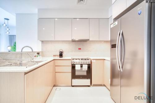 Stylish 2BR with Burj Khalifa View at Burj Royale Downtown Dubai by Deluxe Holiday Homes, Dubai (photo 5)
