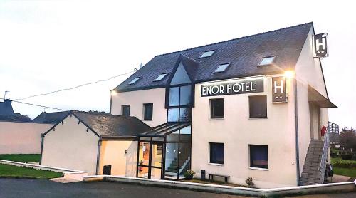 ENOR Hôtel - Hôtel - Guingamp