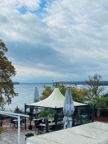 Restaurant Seeblick direkt am Schweriner See in Bad Kleinen
