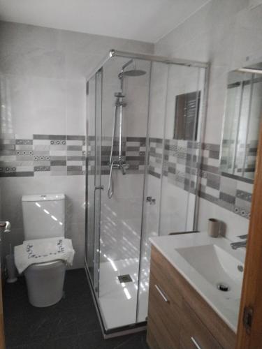 Fürdőszoba, A casa de Dora da Estrada in A Estrada