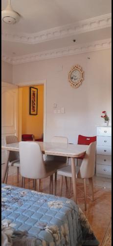 Prime Location Apartments - image 9