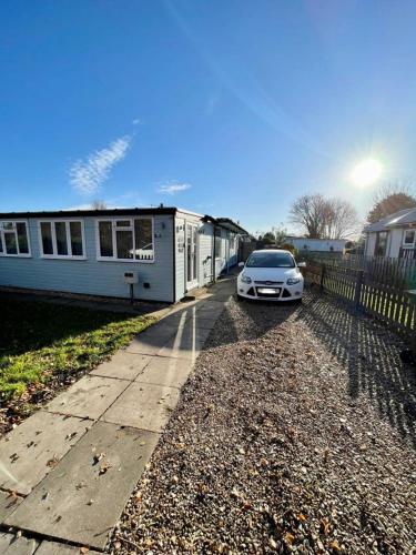 Blakes Beach House Humberston Fitties