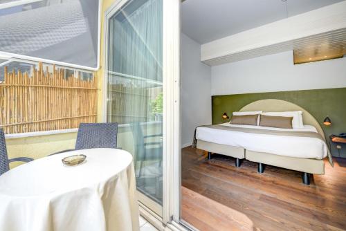 Double Room with Balcony