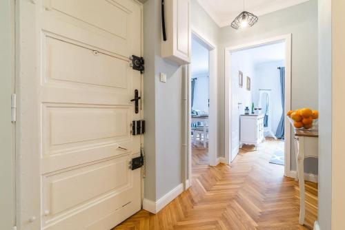 Rent like home - Senatorska 7 - image 11