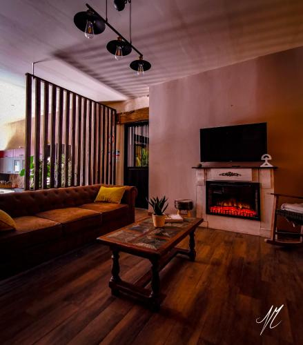 Koplietošanas atpūtas telpa ar TV, LA GRANGE DES FRANGINES in Saint-Amour