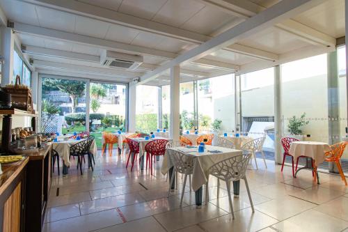 Marina 10 Boutique&Design Hotel - image 9