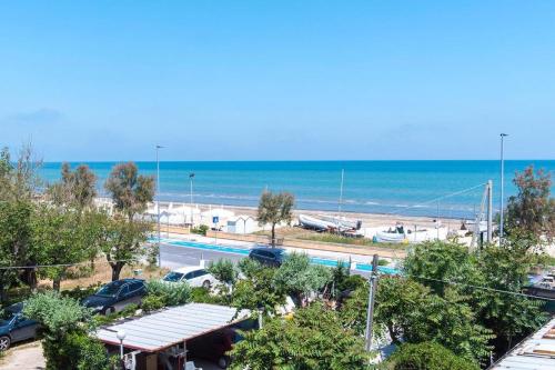  SE004 - Bilocale sul mare con spiaggia in Senigallia