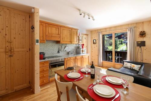Les Alpages - Newly Renovated - 2bed - Equipment Storage - Mont-Blanc Views Les Houches