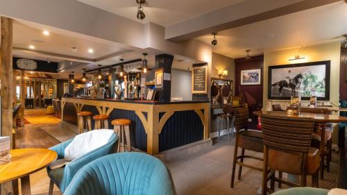 Photo - The Dewdrop Inn