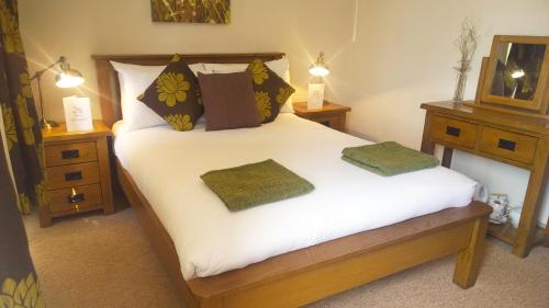 Cross Keys Inn - image 3