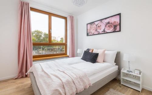 Puławska 221 - Colorful Apartment with Balcony by Noclegi Renters, Varšava (fotografie 3)