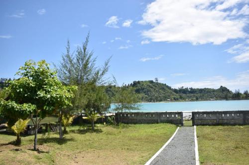Pondok Oma for Solo Traveller in Busung Indah