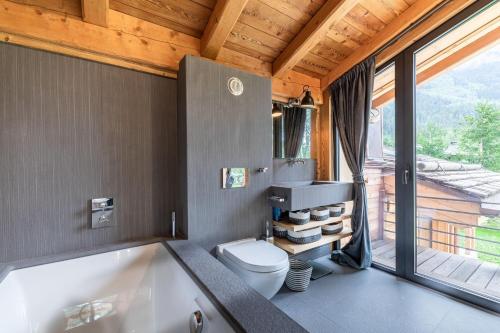 Three-Bedroom Chalet image 10