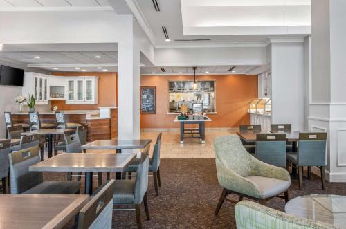 Hilton Garden Inn Dallas/Allen - image 3