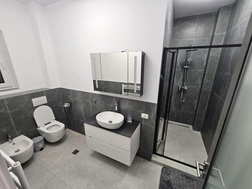 Comfy & Cozy Apartament 2, Rădăuţi (Foto 3)