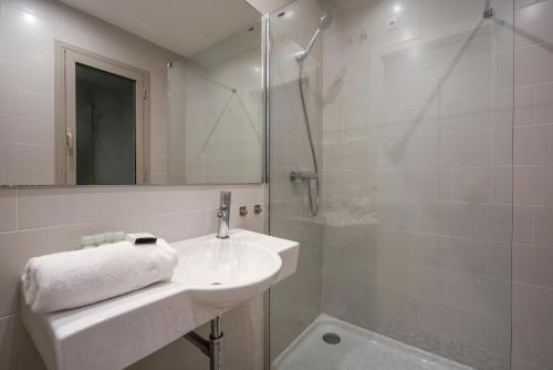 BcnStop Sant Pau Suites - image 2