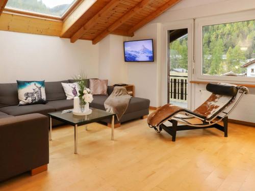 Apartment Brigitte by Interhome, Zermatt (photo 8)