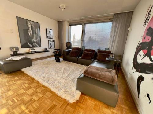 Exklusiver Rheinblick Messe Parken 5 Zimmer, 12 Personen, Düsseldorf (photo 9)