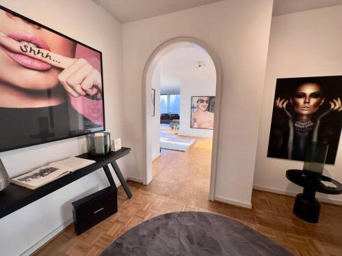 Exklusiver Rheinblick Messe Parken 5 Zimmer, 12 Personen, Düsseldorf (photo 8)