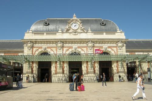 Quartier Chic l Chambres l Gare centrale l Tramway, Nizza (foto 11)