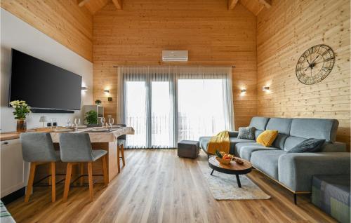 Awesome Home In Lovrecan With Sauna