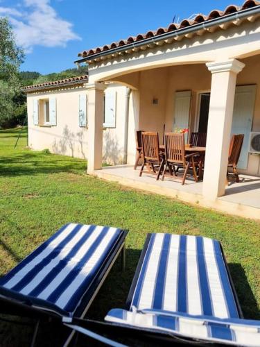Maison avec jardin à 30 min de Nice
