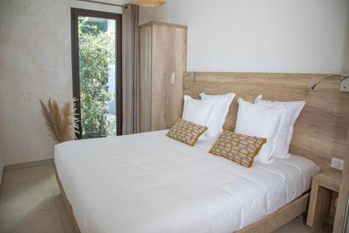 2 bedrooms, 2 beds