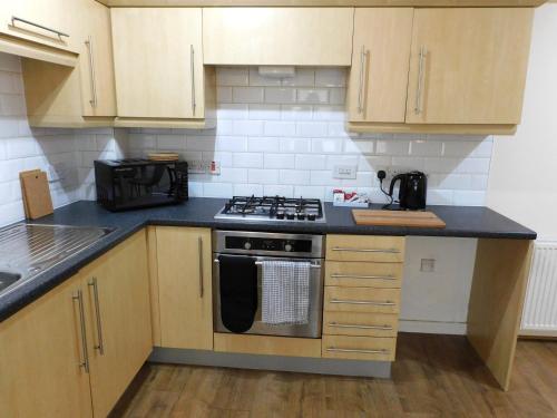 Fabulous 2 bed apt 10 mins from City Centre