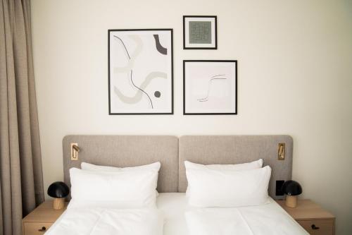 Double Room image 4