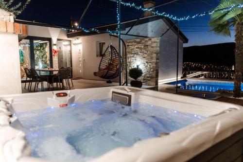 Villa View Mostar with Heated Pool & Jacuzzi 4