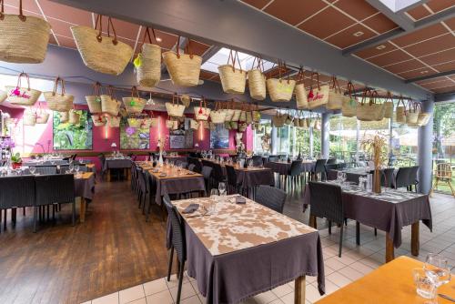 Restoran, Hotel-Restaurant Logis l'Aubrac Laguiole in Laguiole