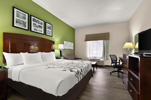 Sleep Inn & Suites near Joint Base Andrews-Washington Area