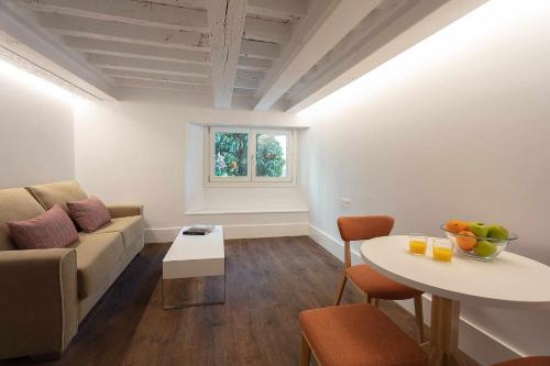 Standard Apartment image 2