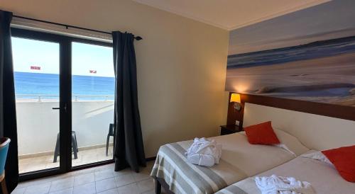 Hotel Avenida Praia - main image