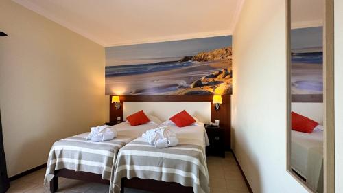 Hotel Avenida Praia - image 4