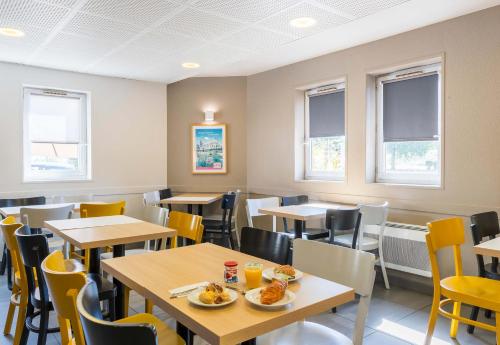 B&B Hôtel BOURGES (1) - image 2