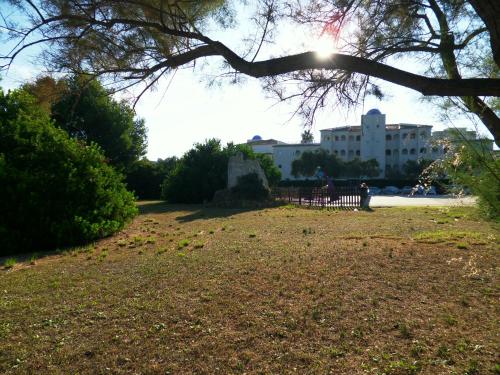 Tropicana Park - image 2