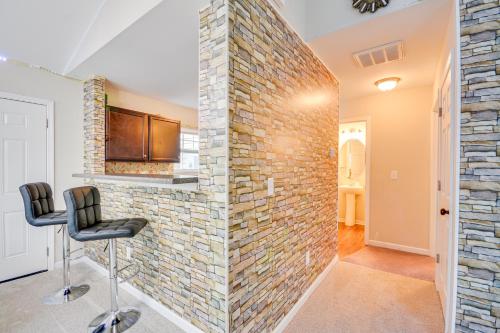 Charming High Point Home with Yard 4 Mi to HPU! in High Point, USA