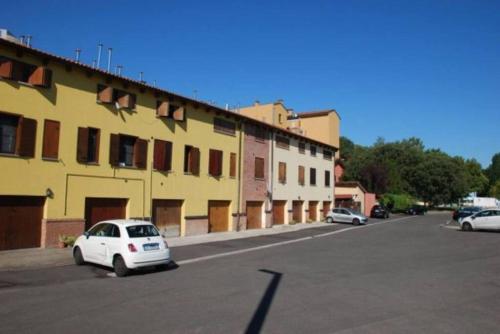 Appartamento Unico a Bologna con 3 Camere e Parcheggio Gratuito, Boloňa (fotografie 10)