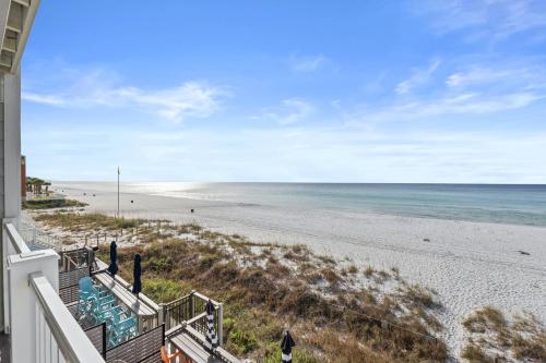 Southern Exposure Beach Home - image 11