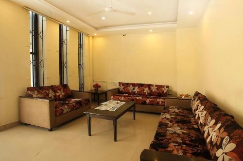Αίθουσα υποδοχής, OYO 538 Hotel Castle in Siddharthanagar