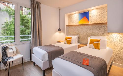 Izzy Hotel Room Type - Twin Room