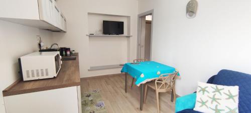  Appartamenti Renzo&Rita2 Carmelina in SantʼAntìoco