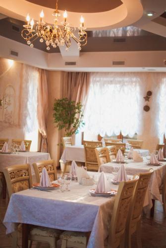 Veles Hotel - image 8