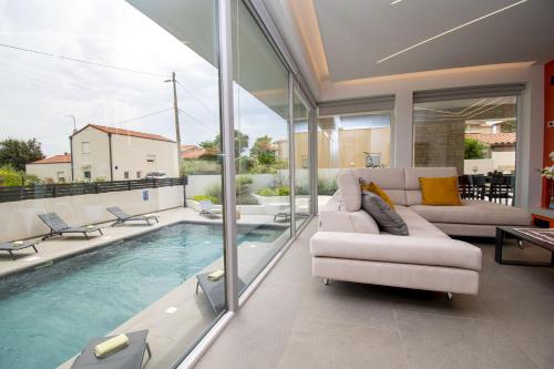 Villa Rosarol near Medulin for 8 people with private pool & only 800 m from sea