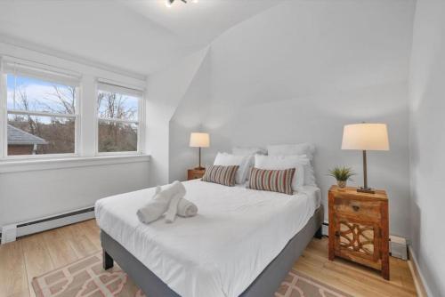 Cozy 2.5BR near Zoo - Hospitals - UC - Free Parking in Cincinnati, USA