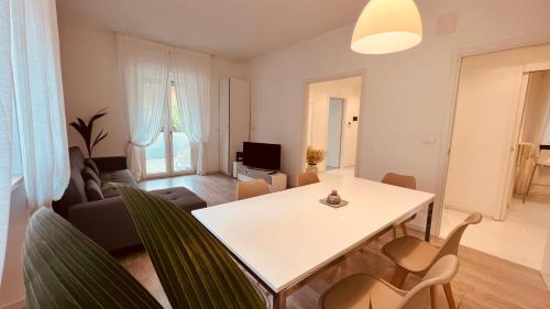 White House Lounge Supreme Apartment - Udine